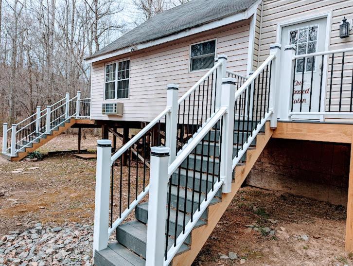 Our Private Wooded Cabin Chatham Экстерьер фото