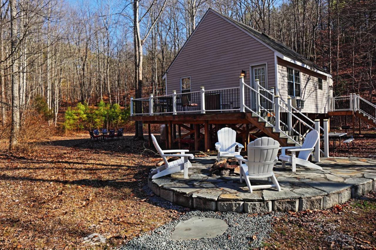 Our Private Wooded Cabin Chatham Экстерьер фото